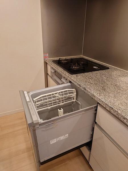 南青山マスターズハウス キッチン設備：食洗機