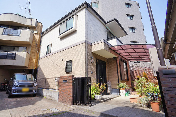 「桜新町」 中古一戸建て 外観(H30.3撮影)