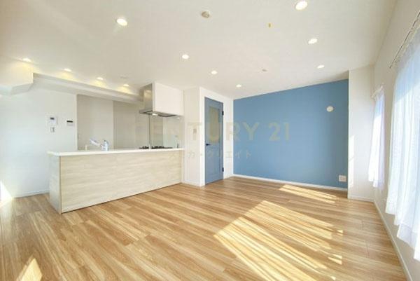 東建第2上町マンション リビングダイニングルーム