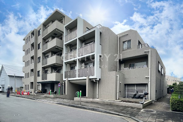 ヒルズ池尻東山公園 建物外観(2025.10撮影)