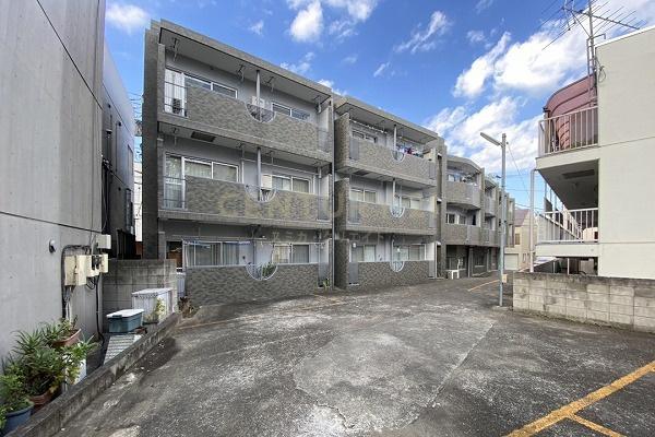 三軒茶屋ダイヤモンドマンション 建物外観(2022.11撮影)