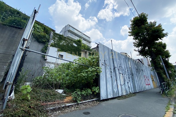 世田谷区成城一丁目 売地 販売現地(2021.6撮影)