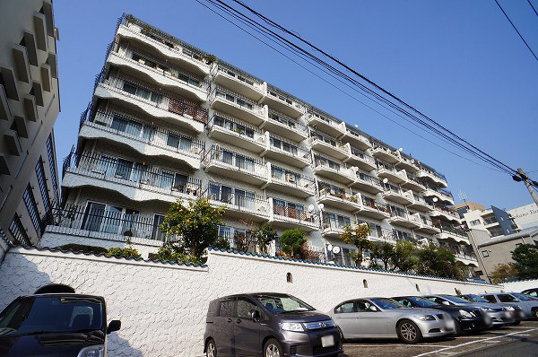 秀和参宮橋レジデンス 建物外観