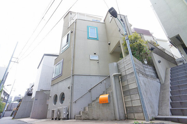 港区南青山4丁目 中古一戸建て 建物外観(H30.4撮影)
