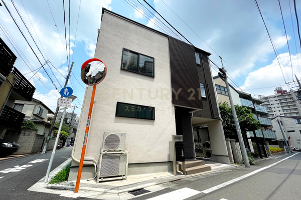 世田谷区三宿 未入居一戸建て 建物外観(2021.6撮影)